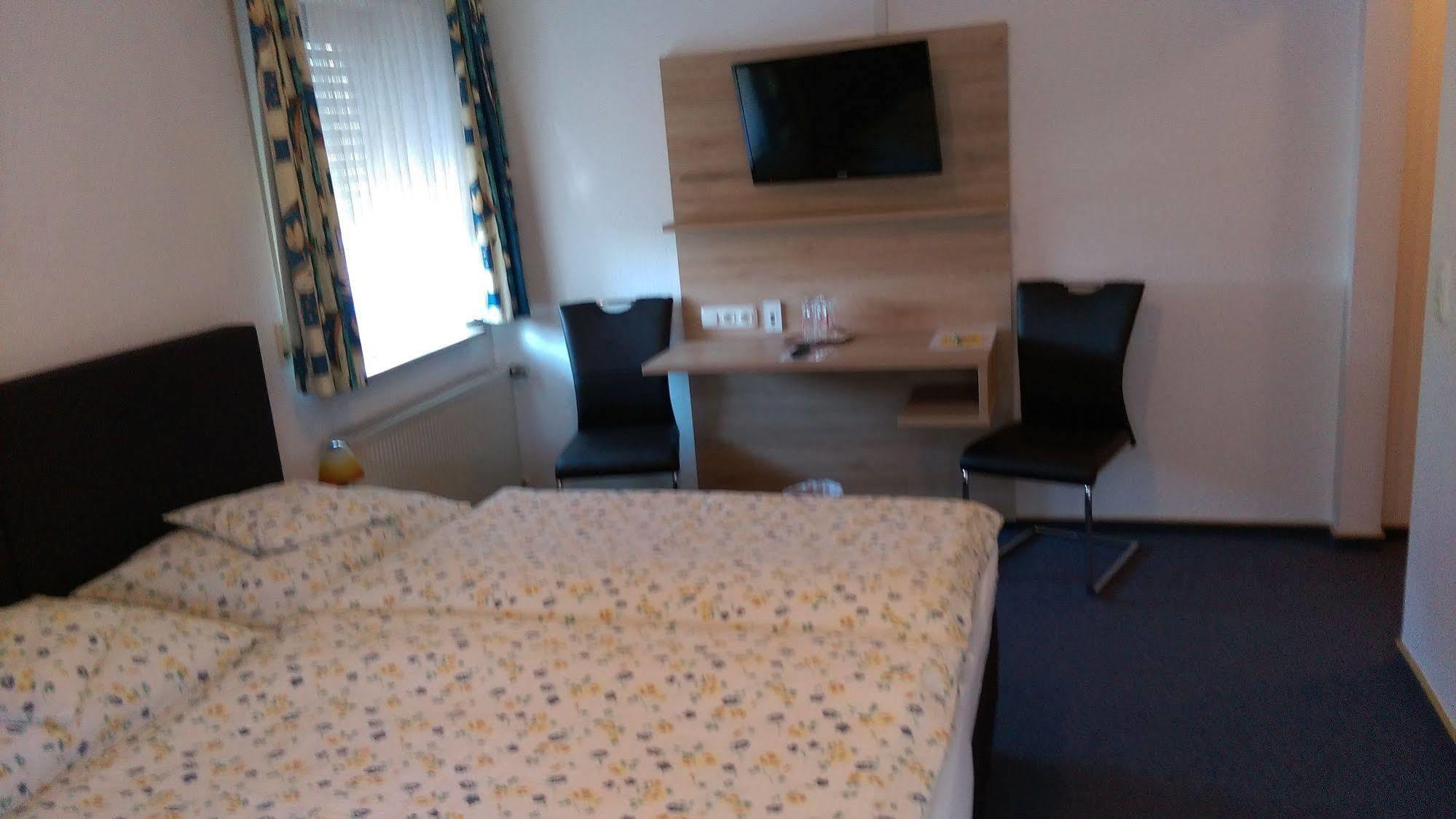 Gasthaus Pension Rezatgrund Windsbach Kültér fotó