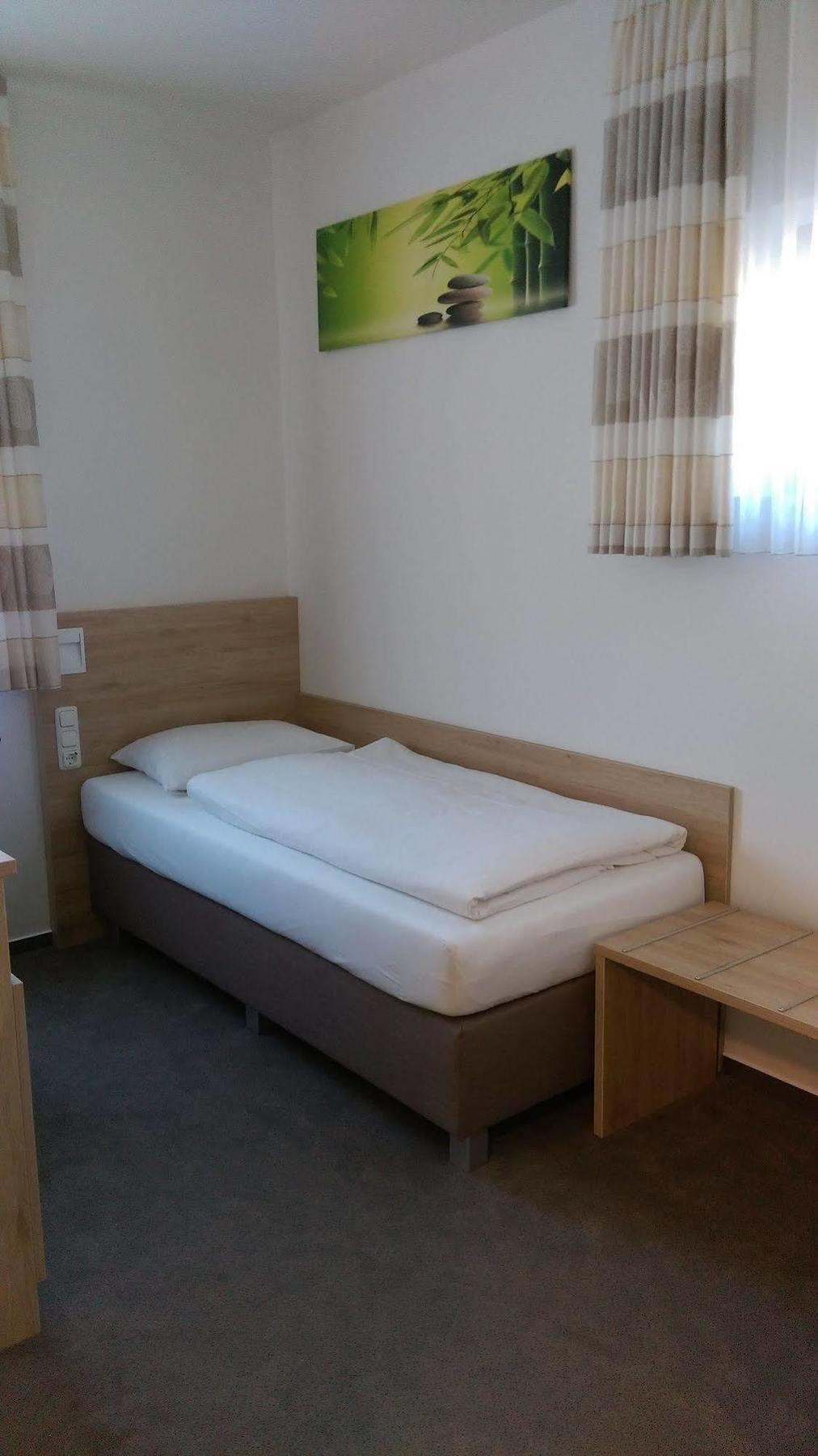 Gasthaus Pension Rezatgrund Windsbach Kültér fotó