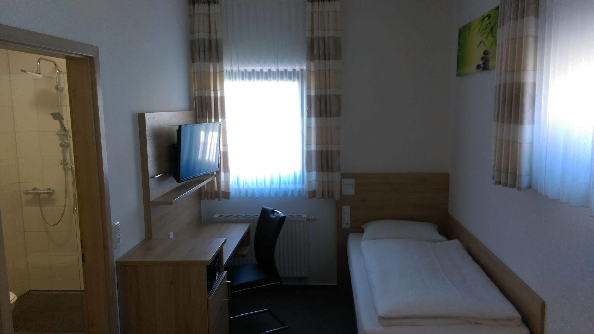 Gasthaus Pension Rezatgrund Windsbach Kültér fotó